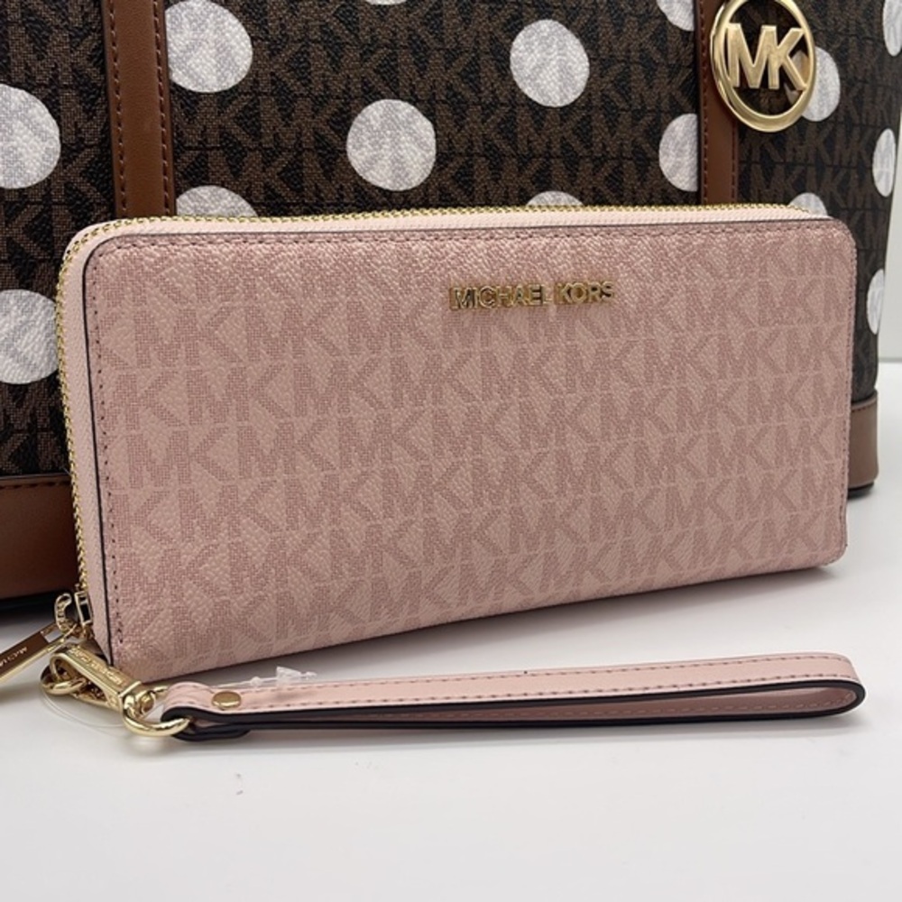 MICHAEL KORS Jet Set Travel Lg Signature Logo Continental Wristlet Phone Holder